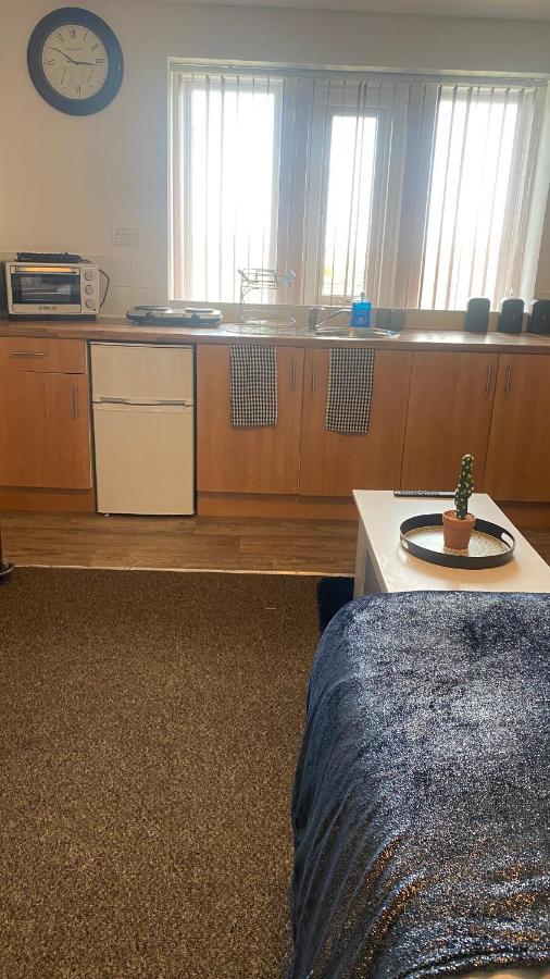 Appartement Bv Cosy Studio Eleven At Deighton Huddersfield Extérieur photo