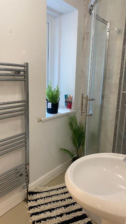 Appartement Bv Cosy Studio Eleven At Deighton Huddersfield Extérieur photo